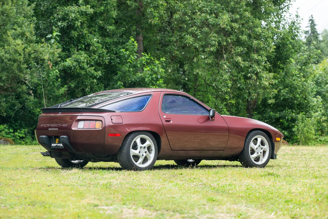 1984 Porsche 928 S - Image 14 of 31