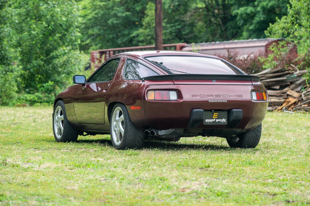 1984 Porsche 928 S - Image 20 of 31
