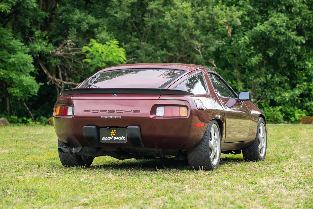 1984 Porsche 928 S - Image 16 of 31