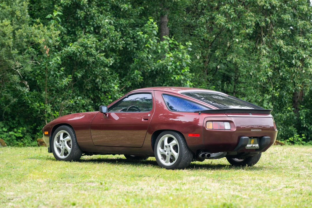 1984 Porsche 928 S - Image 25 of 31