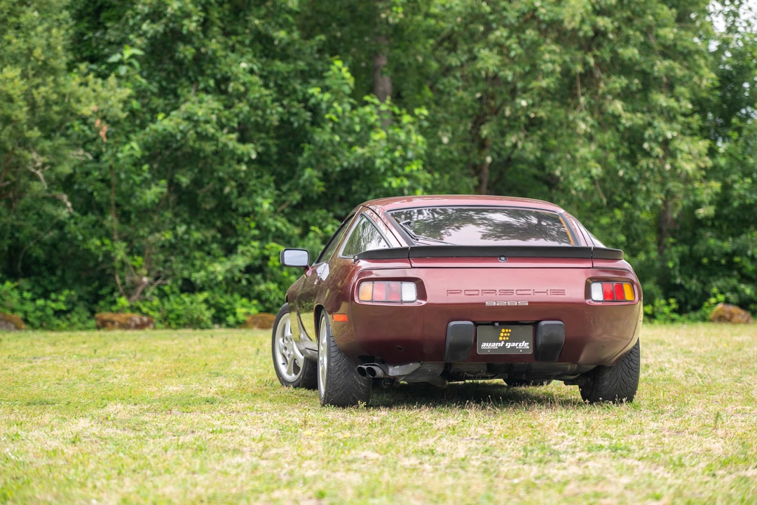 1984 Porsche 928 S - Image 18 of 31