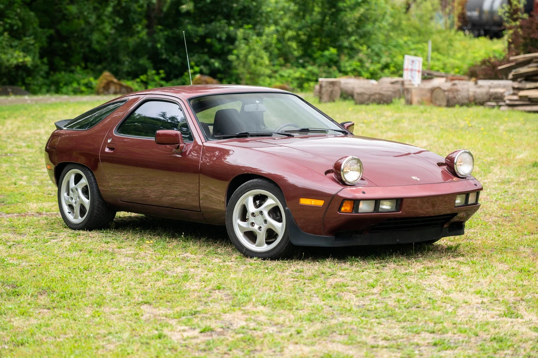 1984 Porsche 928 S - Image 10 of 31