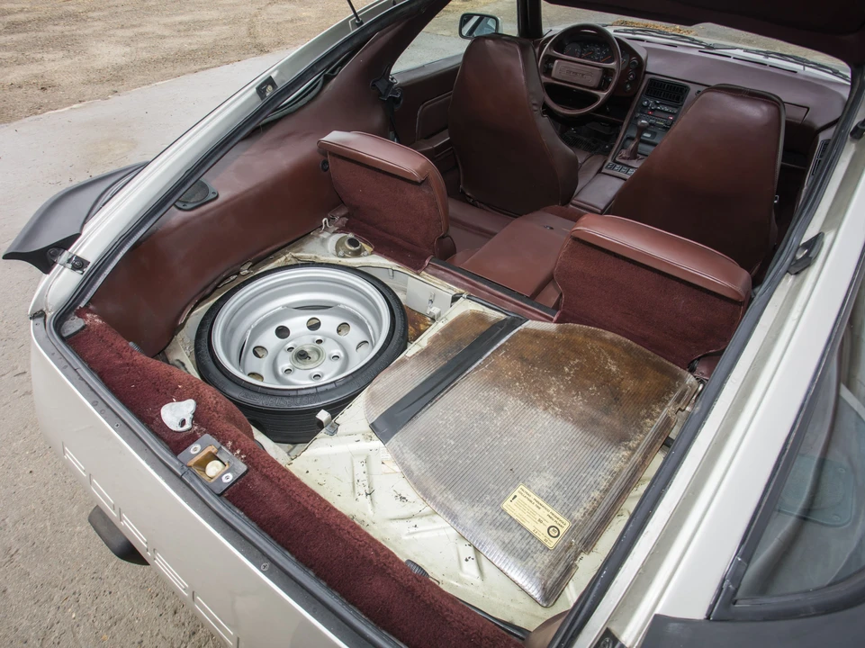 1984 Porsche 928 S - Image 17 of 31