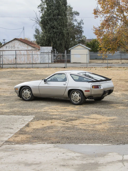 1984 Porsche 928 S - Image 3 of 31