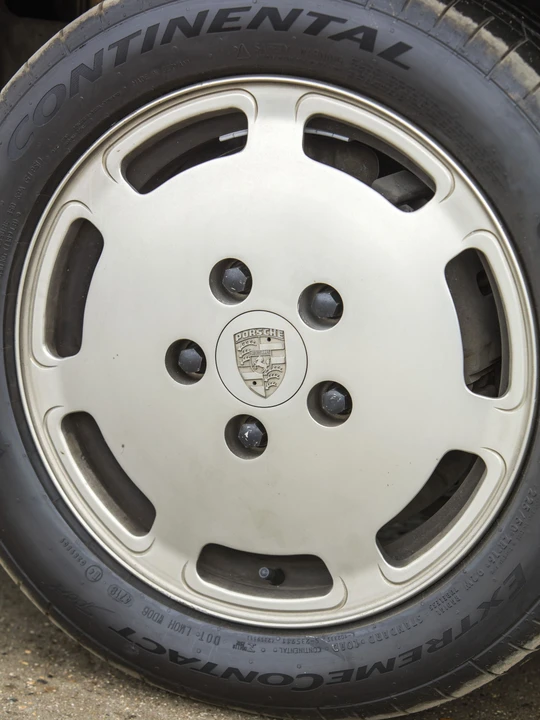 1984 Porsche 928 S - Image 27 of 31