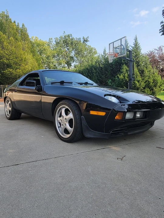 1984 Porsche 928 S - Image 24 of 31