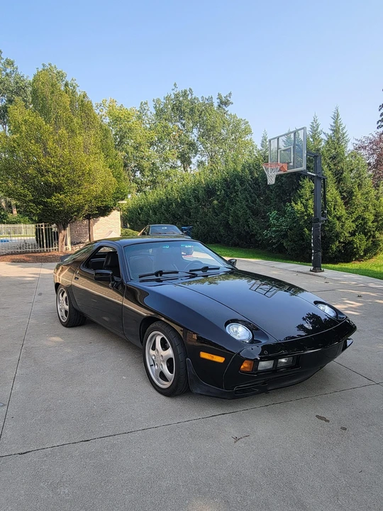 1984 Porsche 928 S - Image 23 of 31