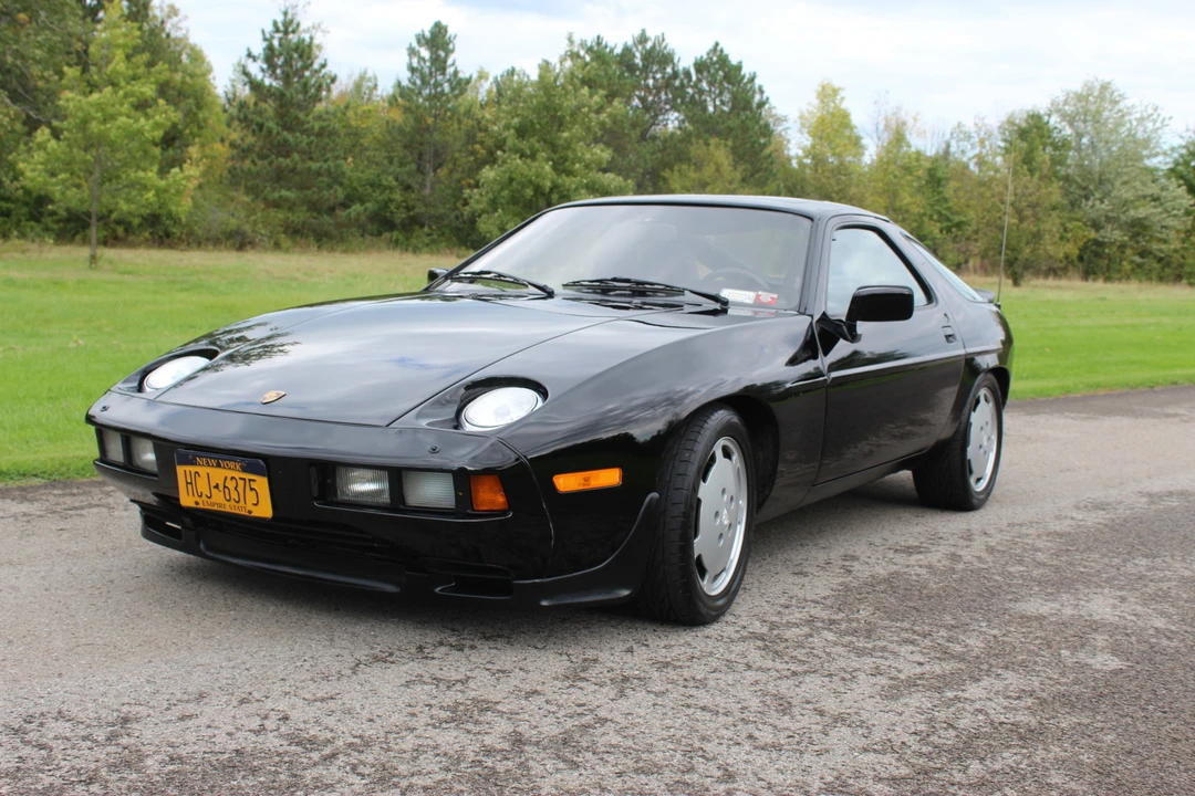 1984 Porsche 928 S - Image 12 of 31