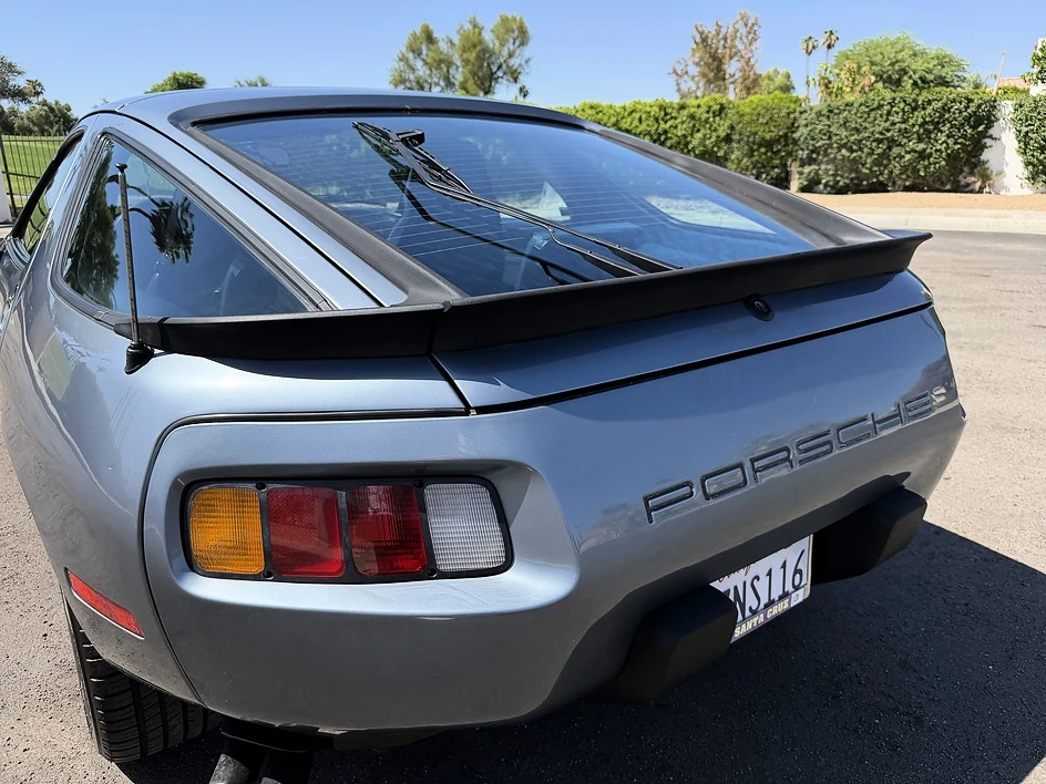1984 Porsche 928 S - Image 22 of 30