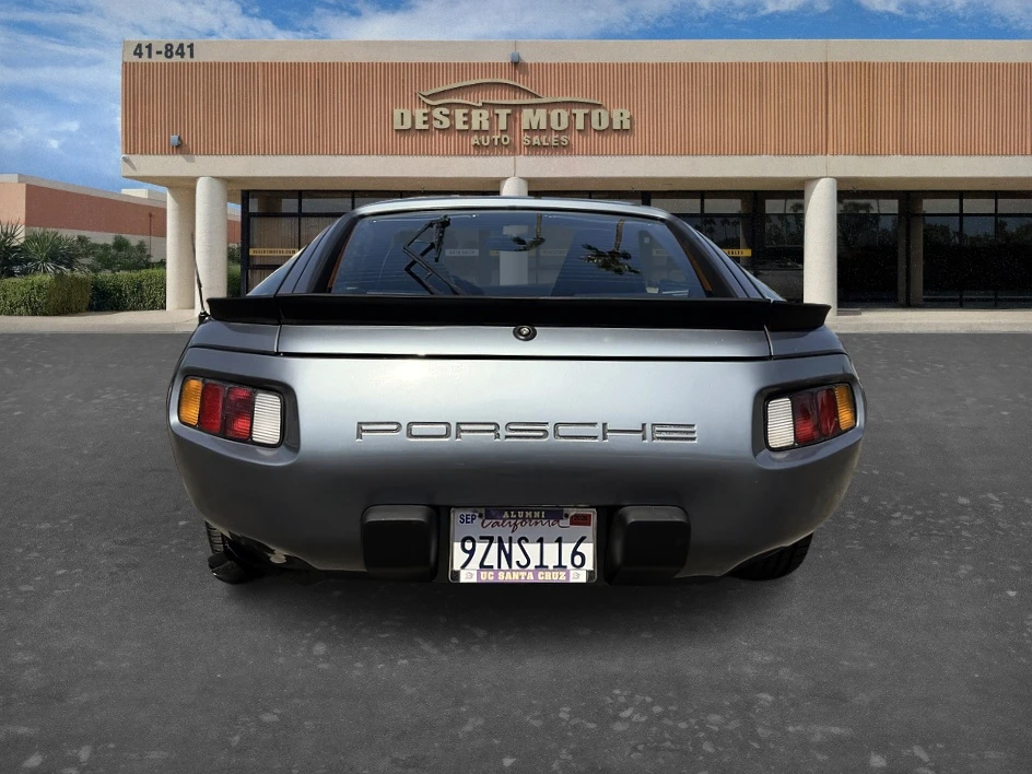1984 Porsche 928 S - Image 8 of 30