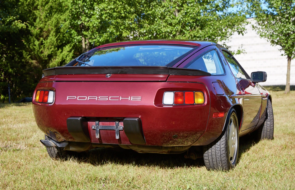 1984 Porsche 928 S - Image 16 of 31