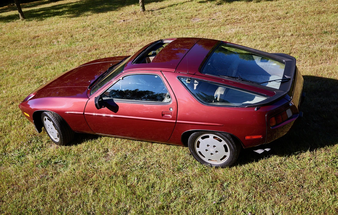 1984 Porsche 928 S - Image 18 of 31