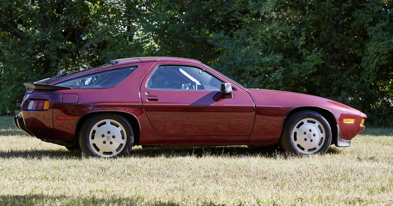 1984 Porsche 928 S - Image 10 of 31