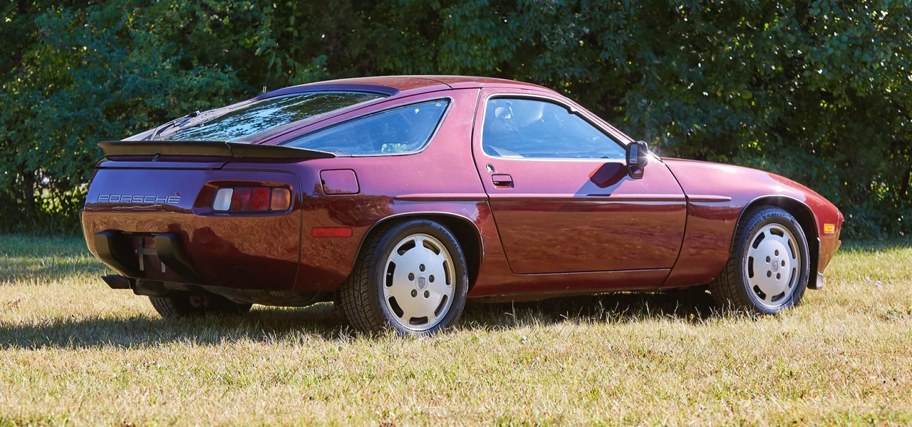 1984 Porsche 928 S - Image 12 of 31