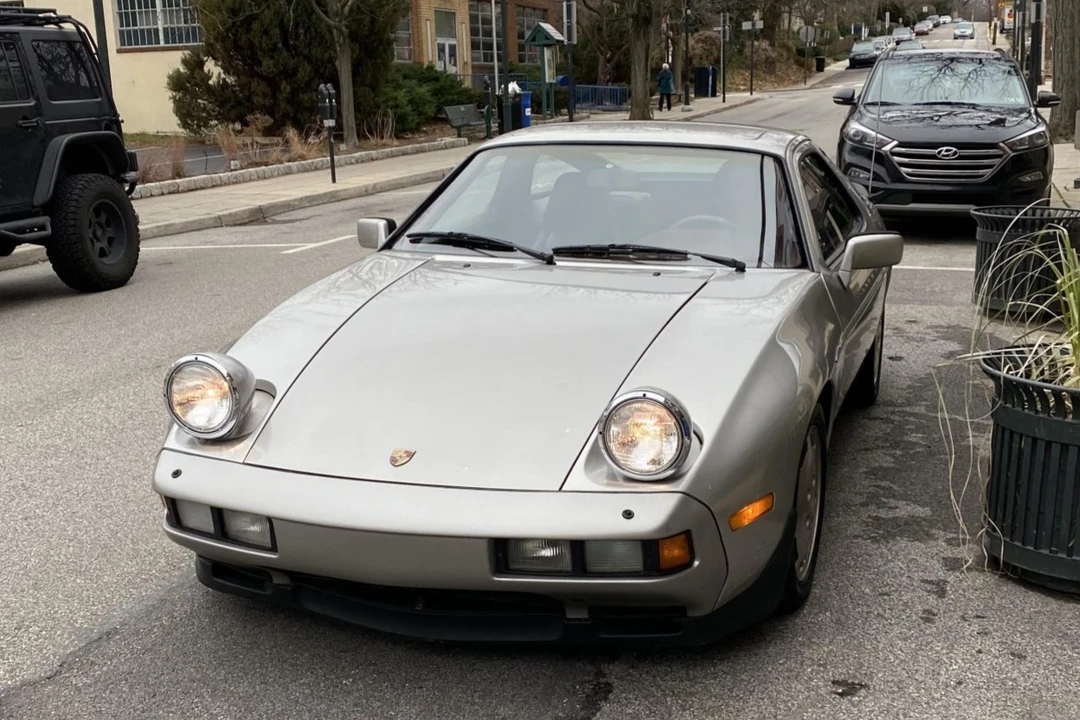 1984 Porsche 928 S - Image 13 of 31