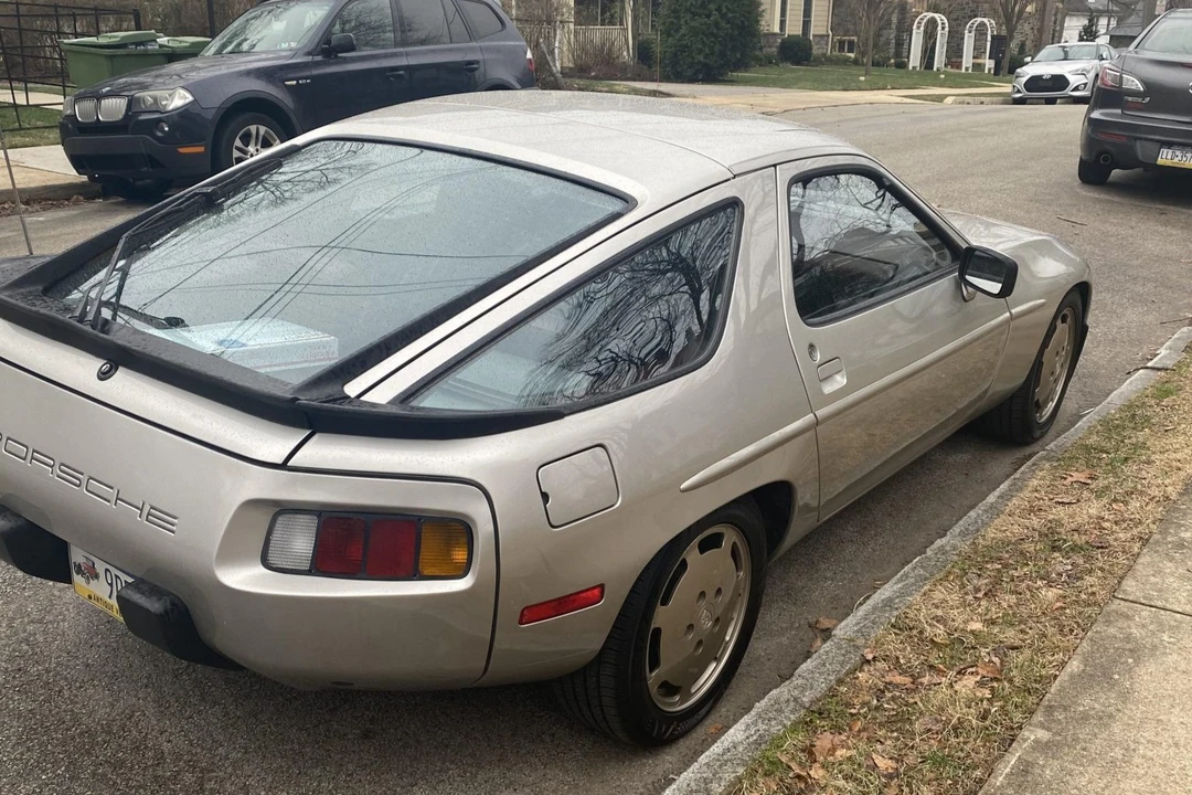 1984 Porsche 928 S - Image 7 of 31