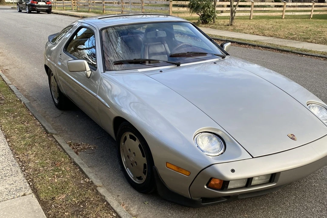 1984 Porsche 928 S - Image 10 of 31