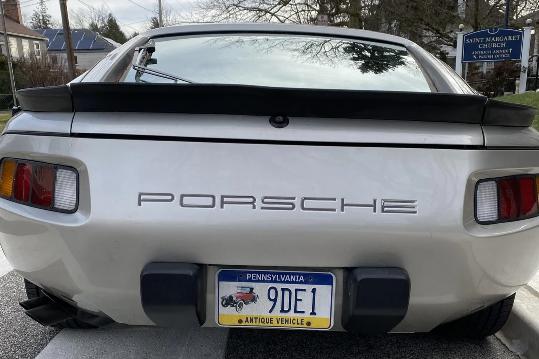 1984 Porsche 928 S - Image 15 of 31