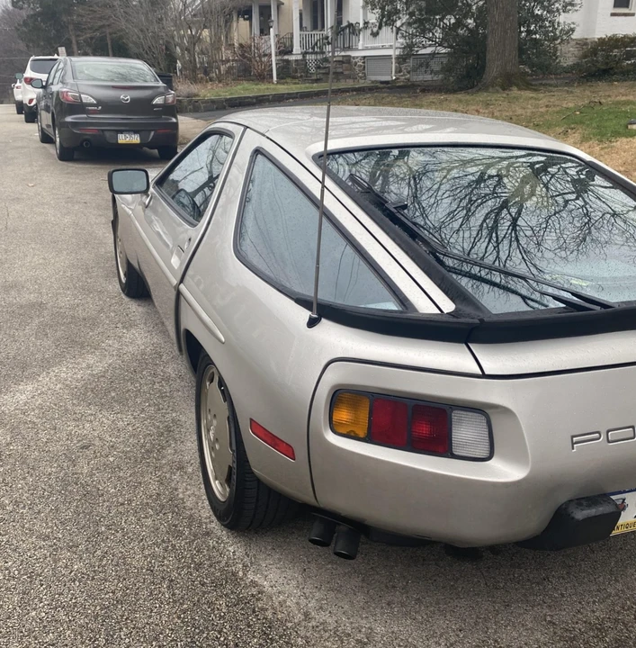 1984 Porsche 928 S - Image 5 of 31