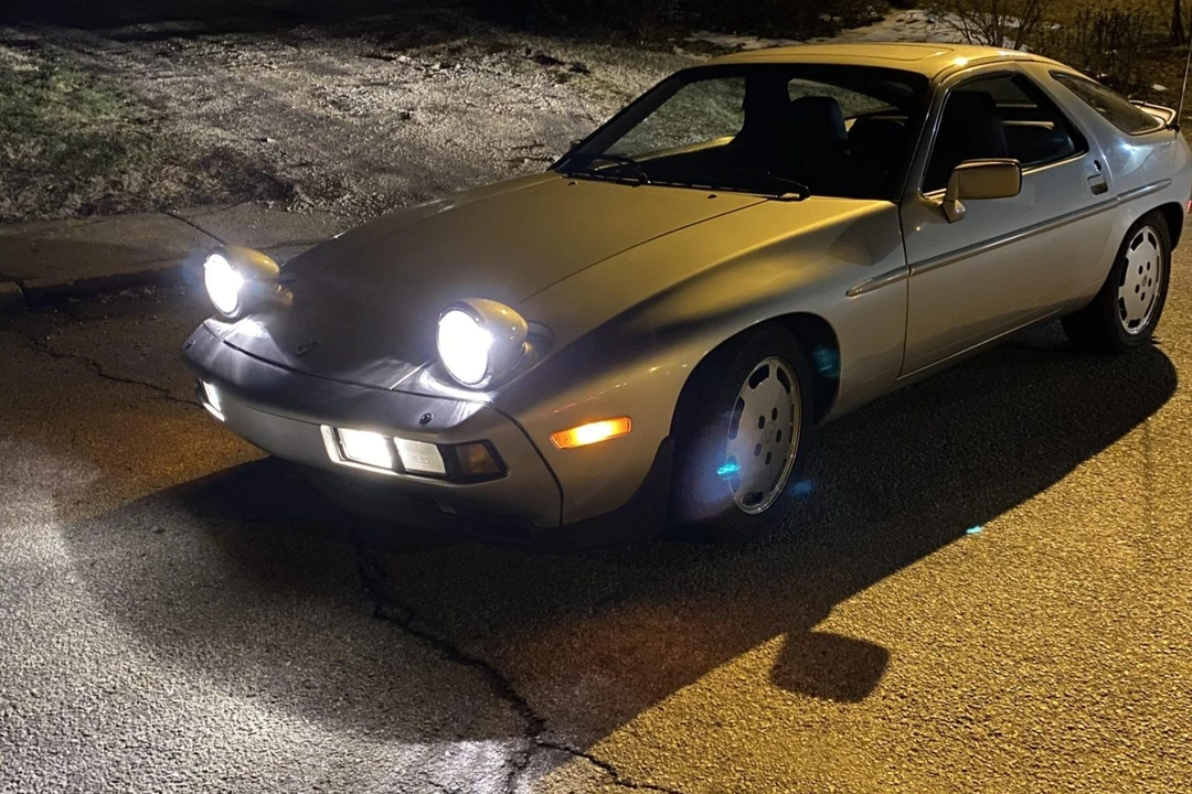 1984 Porsche 928 S - Image 23 of 31