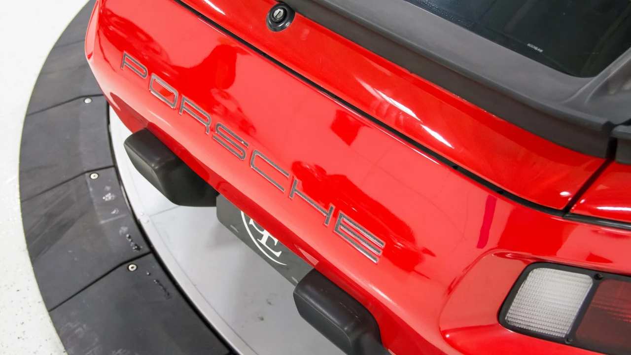1984 Porsche 928 S - Image 22 of 31