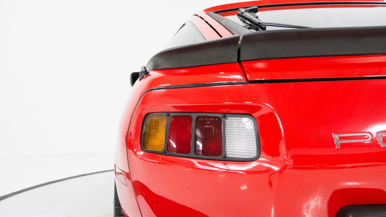 1984 Porsche 928 S - Image 21 of 31