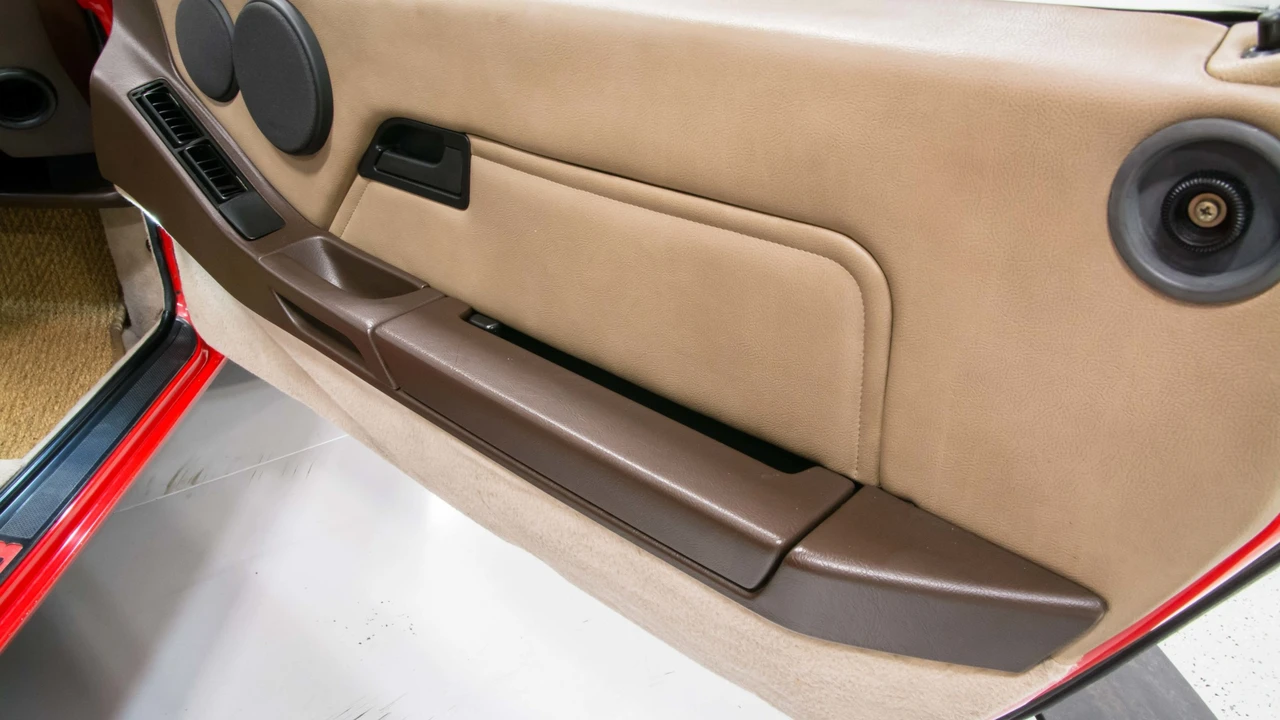 1984 Porsche 928 S - Image 30 of 31