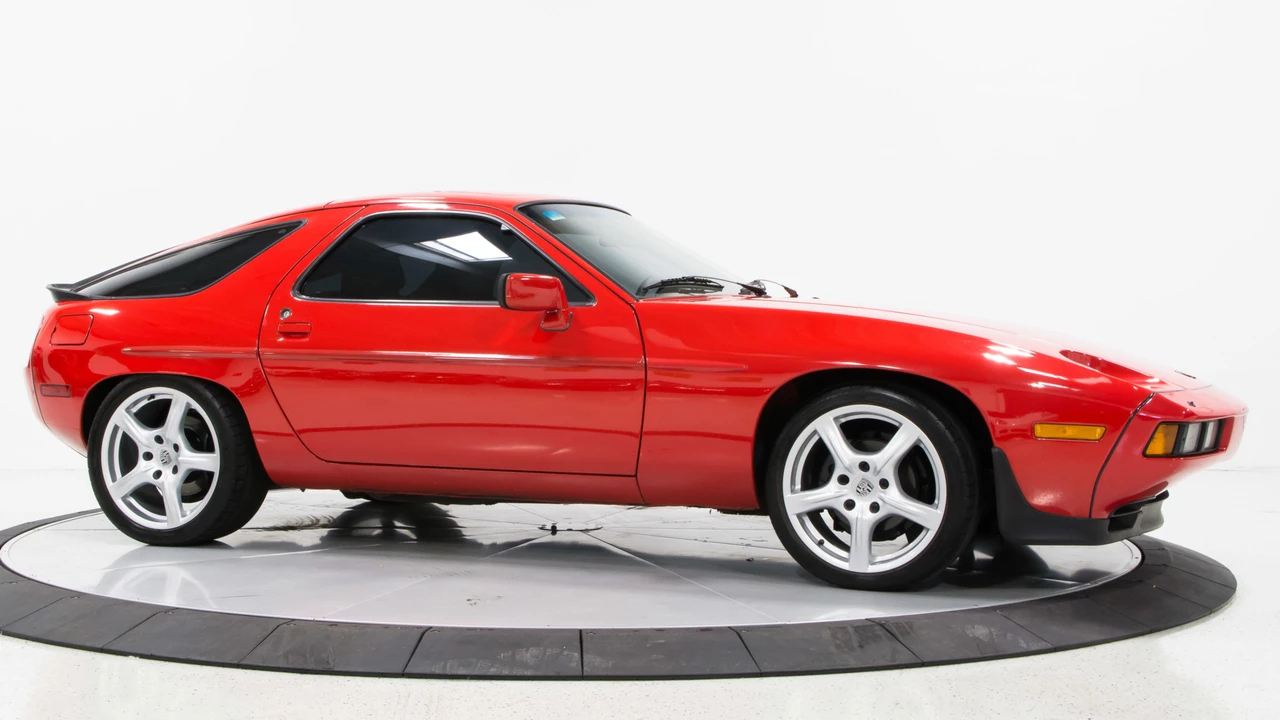 1984 Porsche 928 S - Image 7 of 31