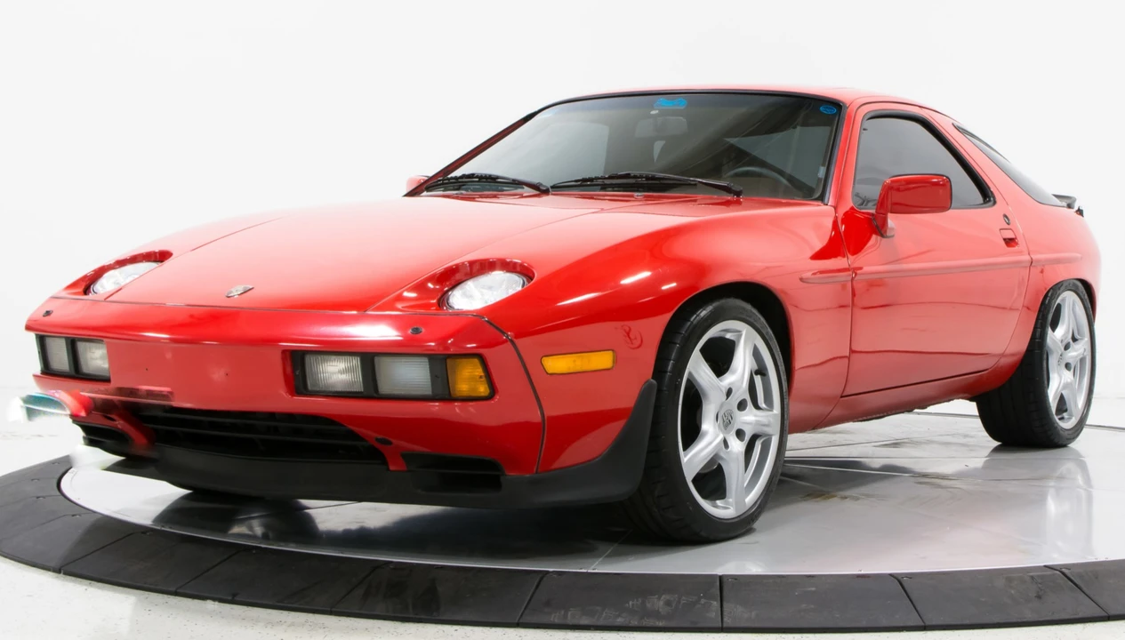 1984 Porsche 928 S - Image 11 of 31