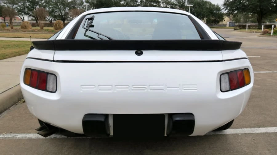 1984 Porsche 928 S - Image 4 of 21