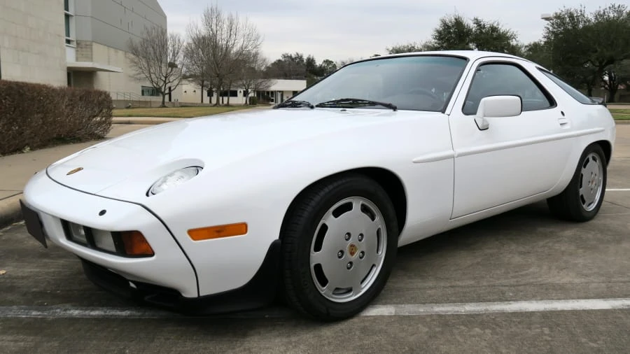 1984 Porsche 928 S - Image 8 of 21