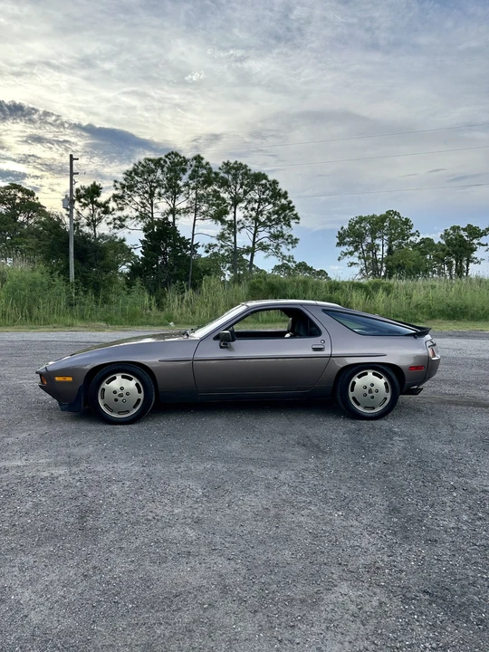 1984 Porsche 928 S - Image 4 of 31