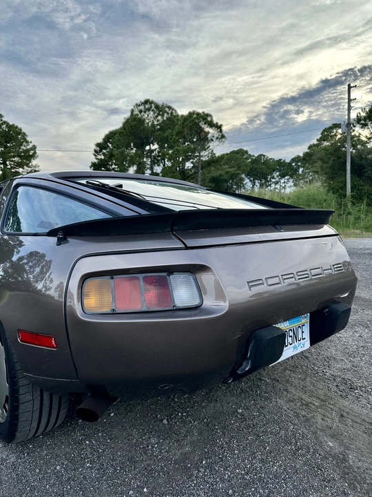 1984 Porsche 928 S - Image 19 of 31