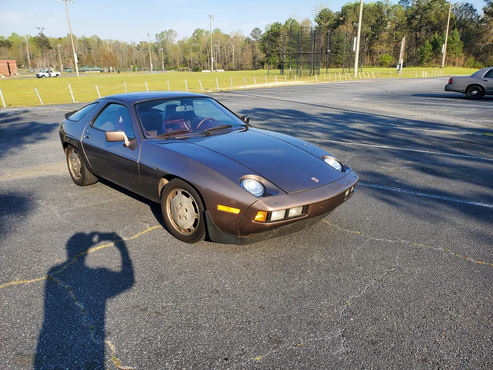 1984 Porsche 928 S - Image 8 of 31
