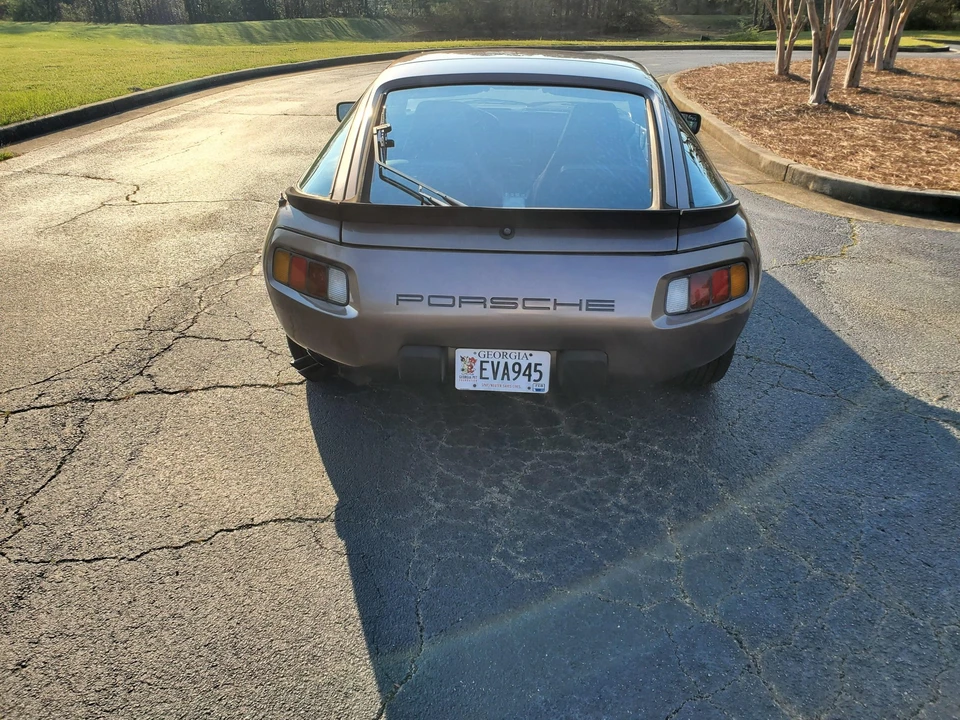 1984 Porsche 928 S - Image 5 of 31