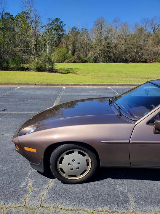 1984 Porsche 928 S - Image 18 of 31