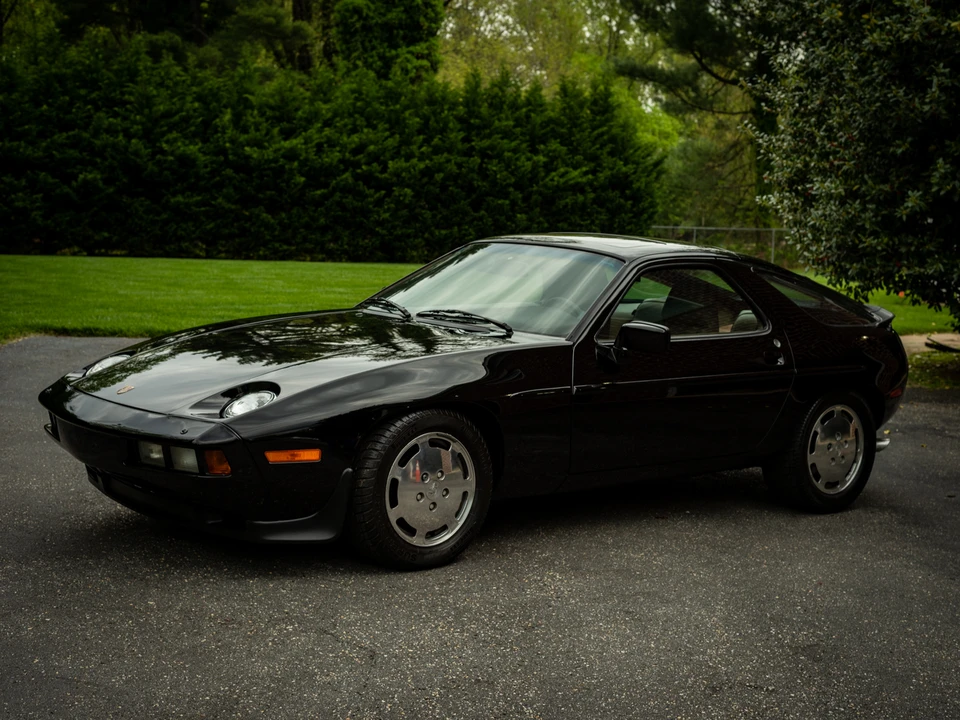1984 Porsche 928 S - Image 6 of 31