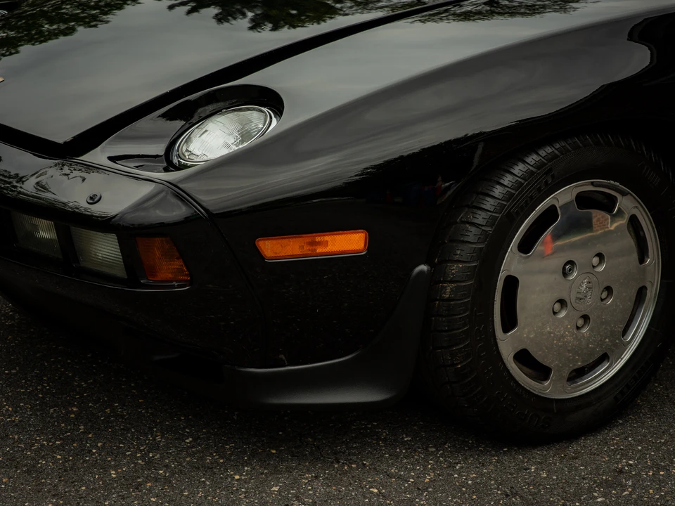1984 Porsche 928 S - Image 26 of 31