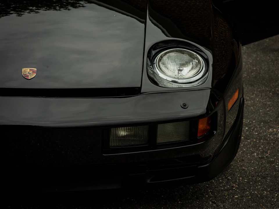 1984 Porsche 928 S - Image 23 of 31