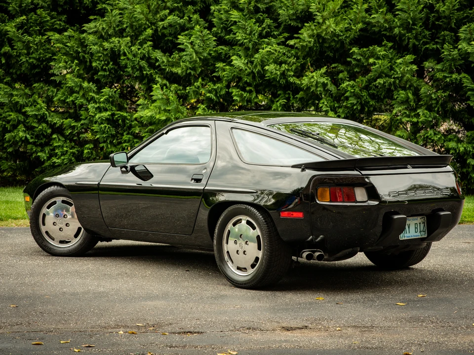 1984 Porsche 928 S - Image 8 of 31