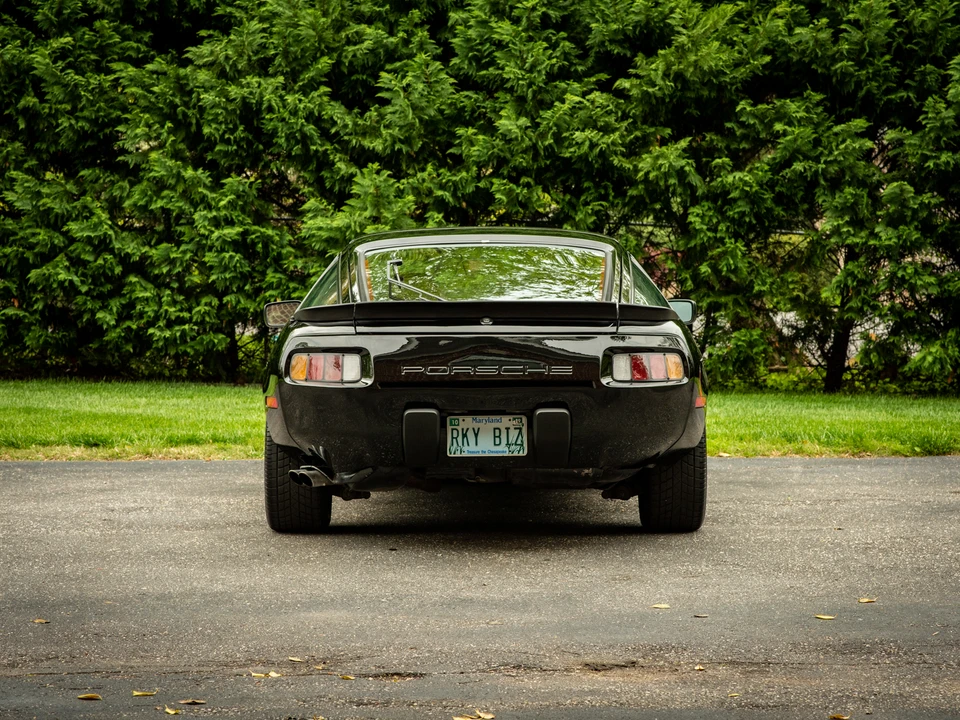 1984 Porsche 928 S - Image 9 of 31
