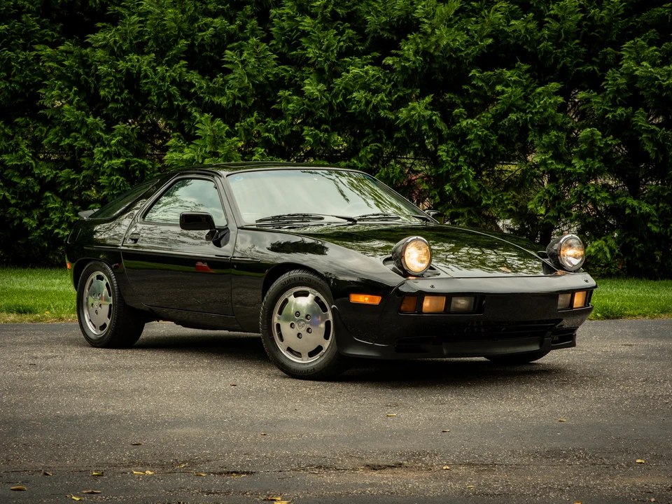 1984 Porsche 928 S - Image 14 of 31
