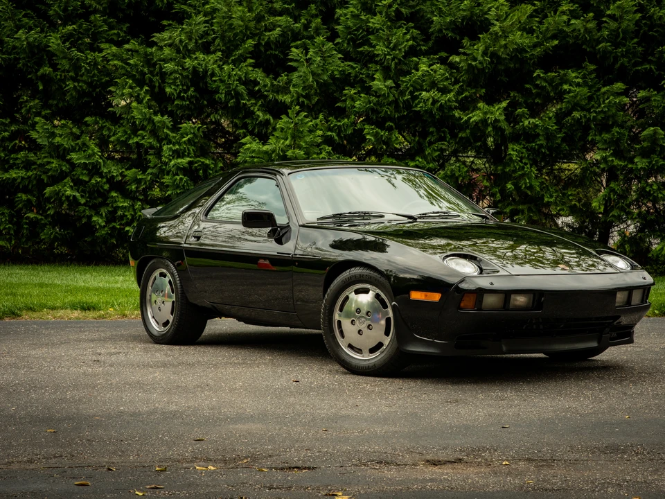 1984 Porsche 928 S - Image 13 of 31