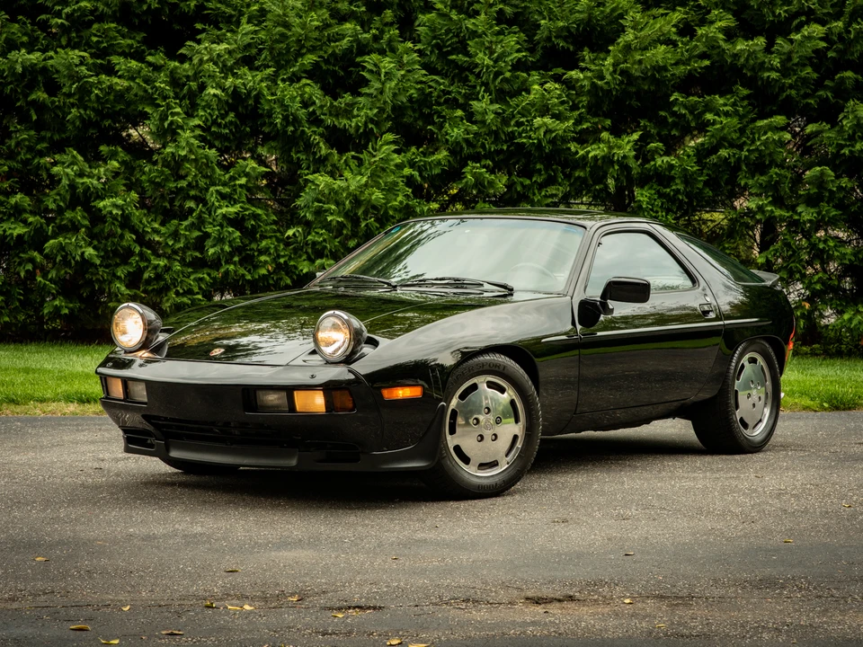 1984 Porsche 928 S - Image 2 of 31