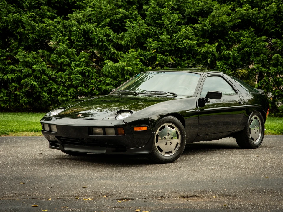 1984 Porsche 928 S - Image 4 of 31