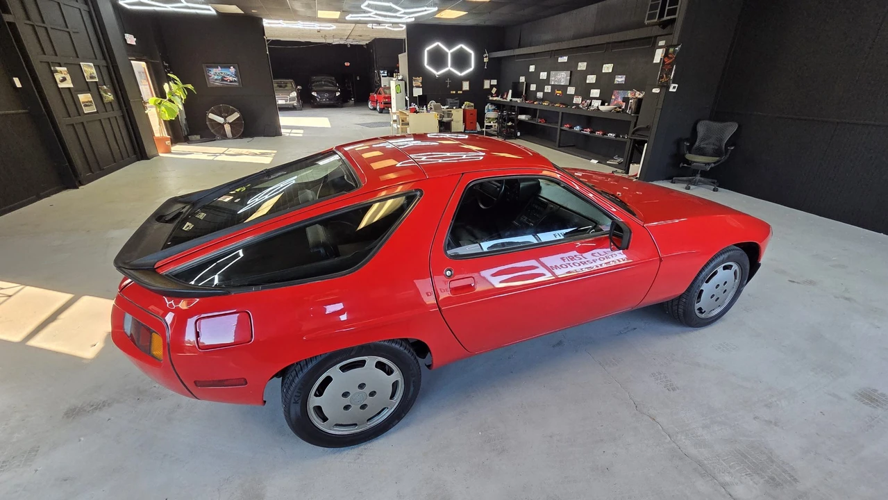 1984 Porsche 928 S - Image 28 of 31