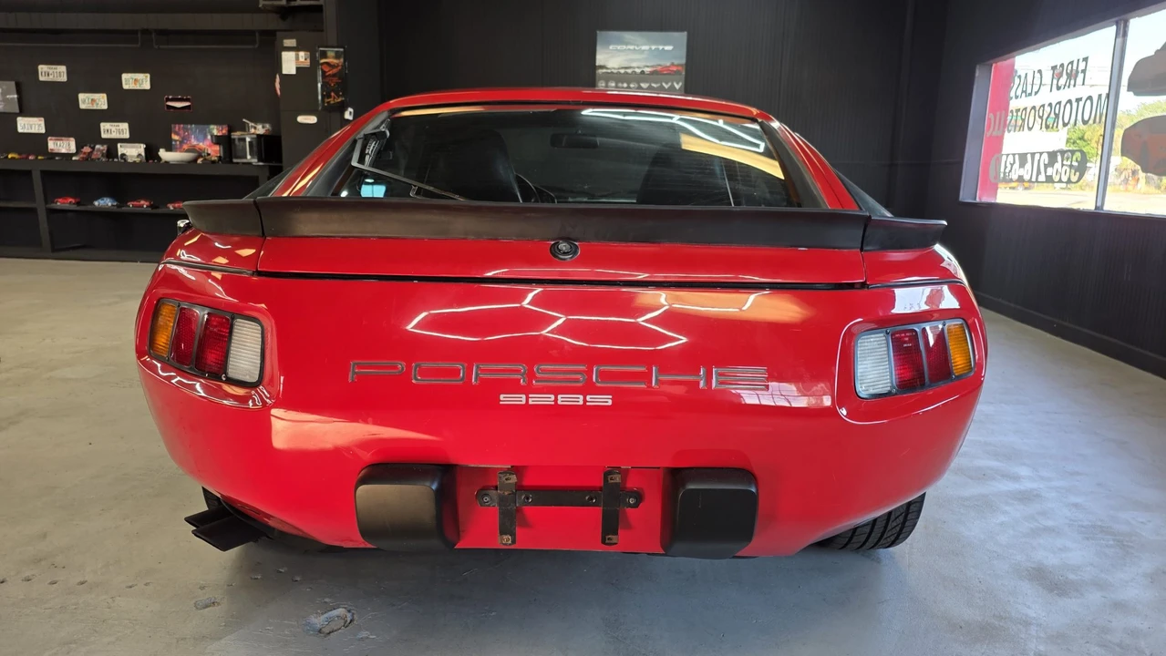 1984 Porsche 928 S - Image 23 of 31