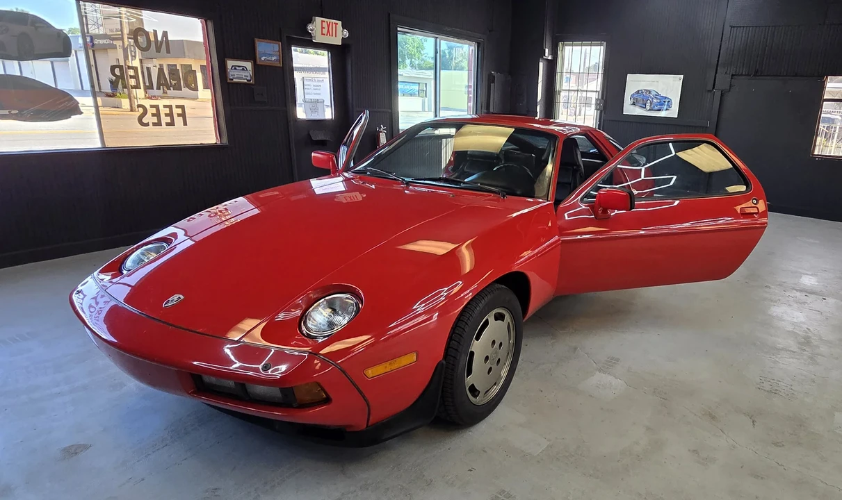 1984 Porsche 928 S - Image 3 of 6