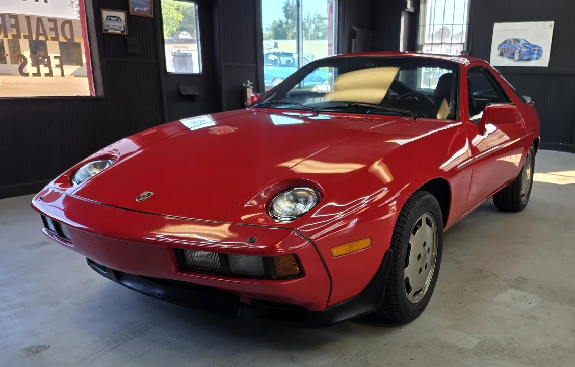 1984 Porsche 928 S - Image 2 of 6