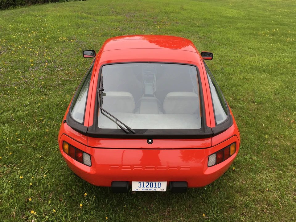 1984 Porsche 928 S - Image 11 of 31